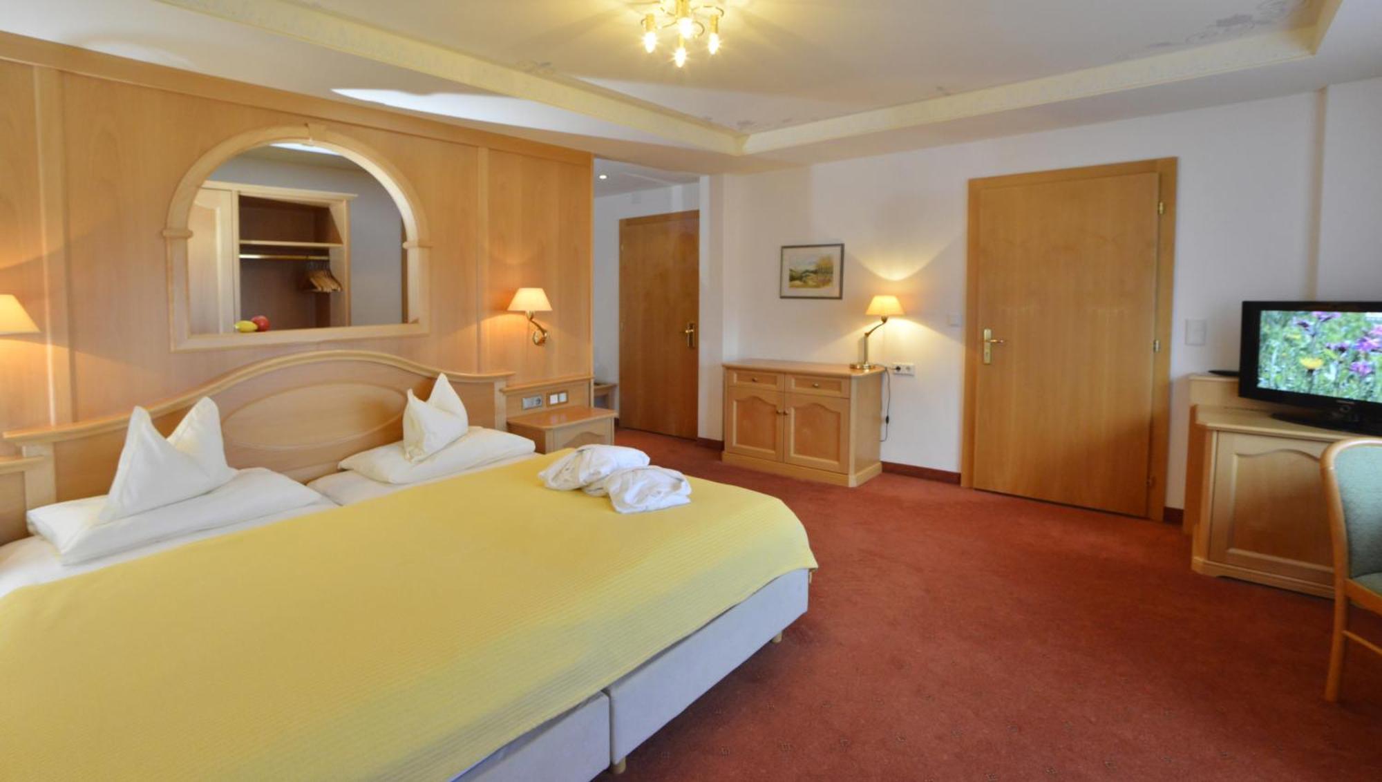 Hotel Residenz Hochland Seefeld in Tirol Room photo