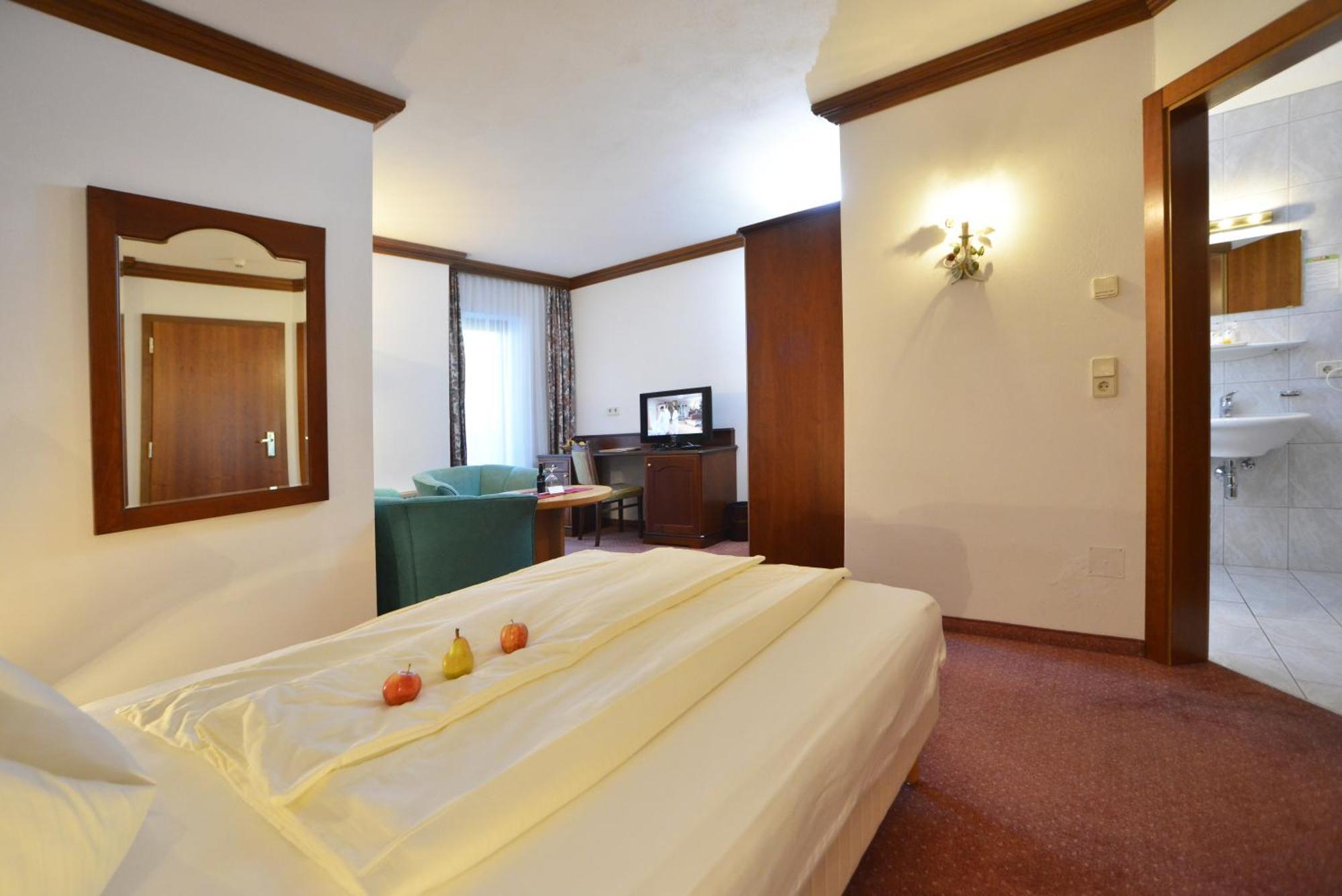 Hotel Residenz Hochland Seefeld in Tirol Room photo